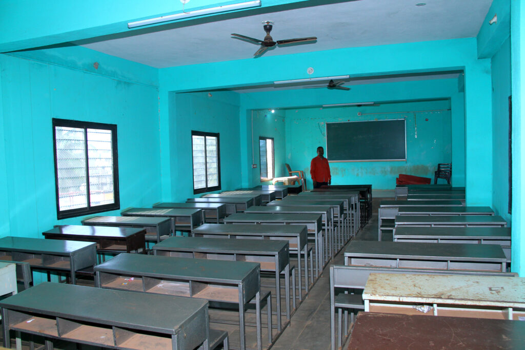 11.genral class room